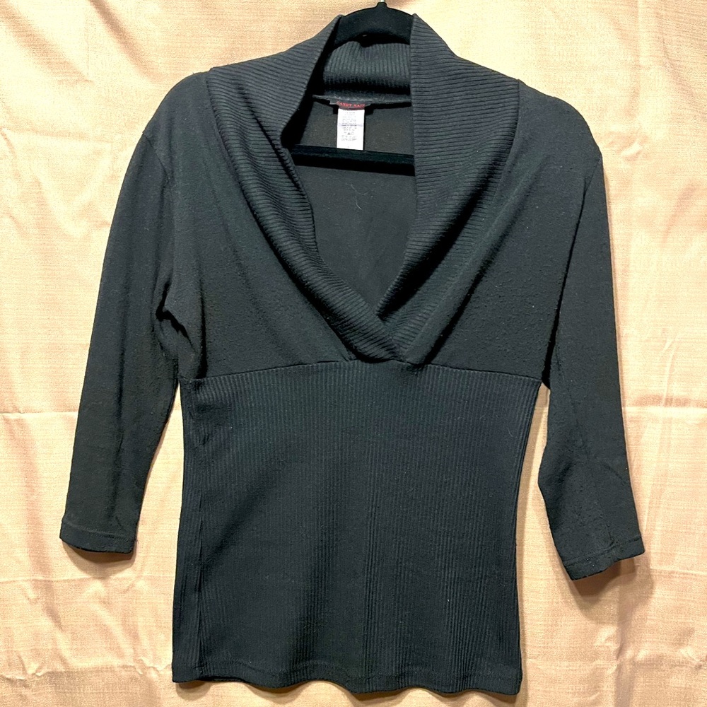 Black thin fitted sweater